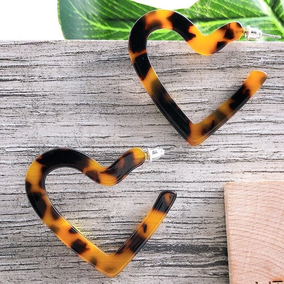 Jewelry - 2 for20🧡Heart Leopard earrings geometric acrylic